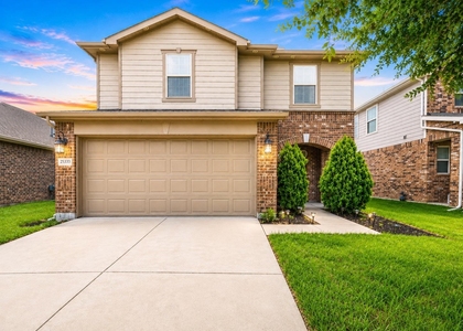 25323 Queens Causeway Lane - Photo 1