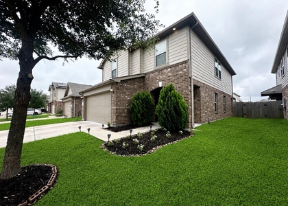 25323 Queens Causeway Lane - Photo 1