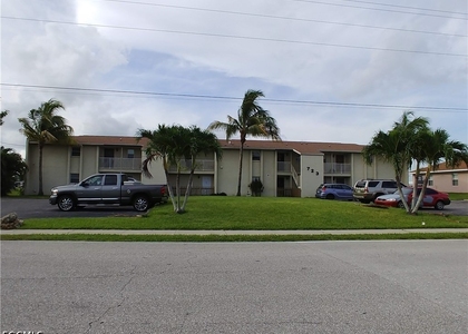 723 Se 10th Street - Photo 1