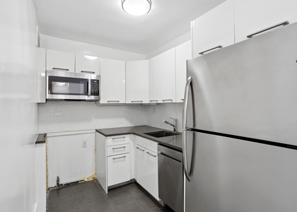 East 63rd Street - Photo 1