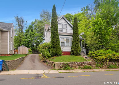32 Ingraham Place - Photo 1