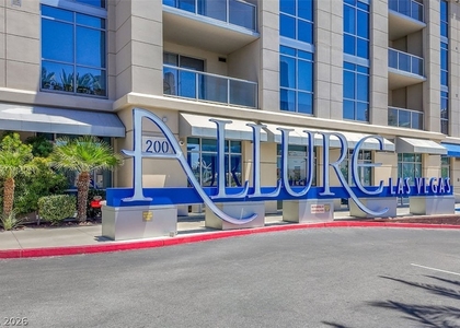 200 W Sahara Avenue - Photo 1