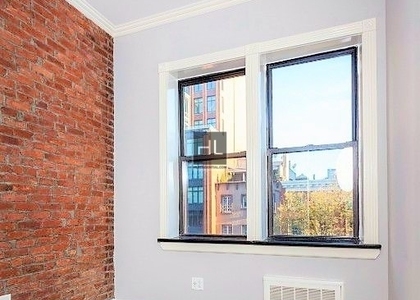 W 14th St. - Photo 1