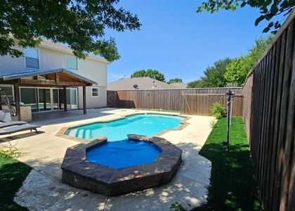 6416 Marvin Gardens - Photo 1