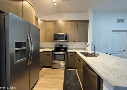 2401 E Rio Salado Parkway - Photo 1