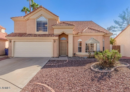 819 W Kyle Court - Photo 1