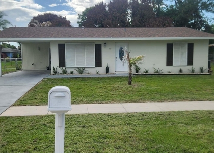 738 Sw Ravenswood Lane - Photo 1