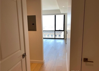 400 S Broadway - Photo 1