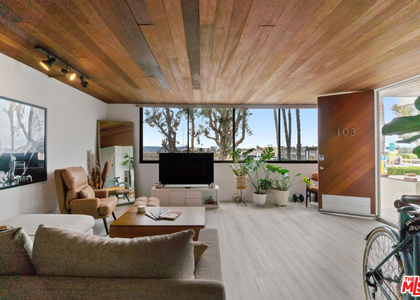 6209 Pacific Avenue - Photo 1