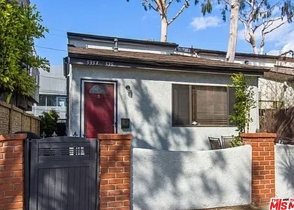 535 Venice Way - Photo 1