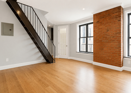 Mott Street  - Photo 1