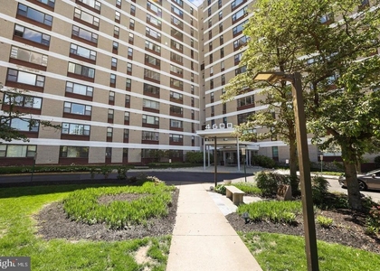 4600 Duke Street - Photo 1