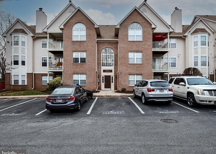 9720 Lake Pointe Court - Photo 1