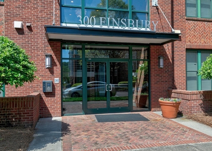 300 Finsbury Street - Photo 1