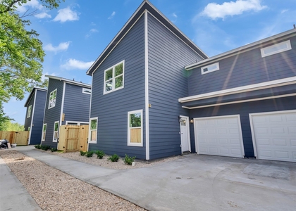 8102 Crestview Unit A Drive - Photo 1
