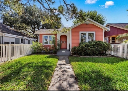 5023 Avenue N 1/2 - Photo 1
