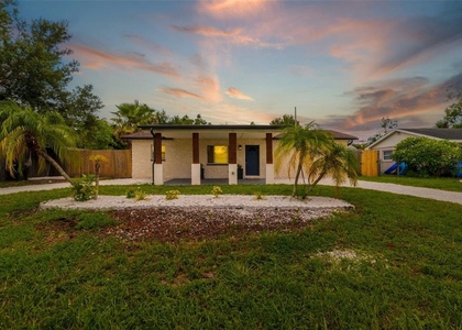 5384 56th Avenue N - Photo 1