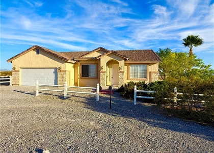4467 E Dandelion Street - Photo 1