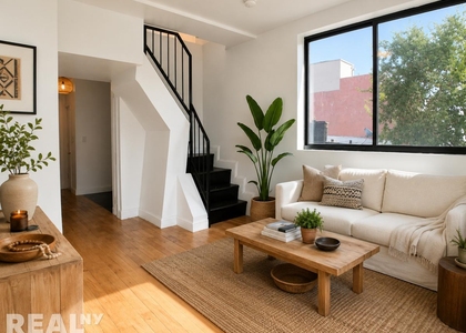 154 1/2 Washington Avenue - Photo 1