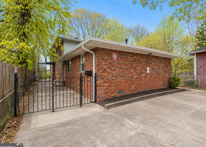 3203 E Point Street - Photo 1