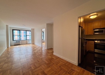 East 16 Avenue - Photo 1