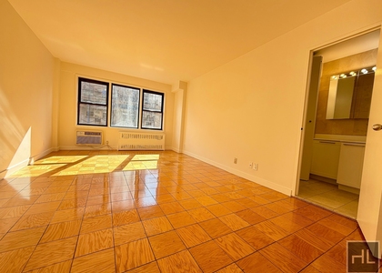East 36 Street - Photo 1