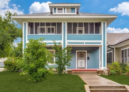 738 Woodlawn Avenue - Photo 1