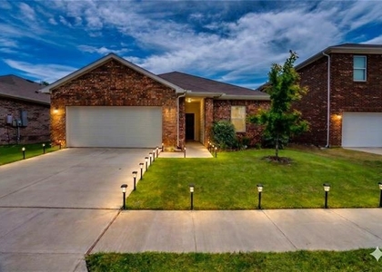 3013 Aspen Drive - Photo 1