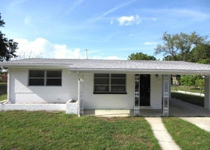 131 E Camphor Street - Photo 1