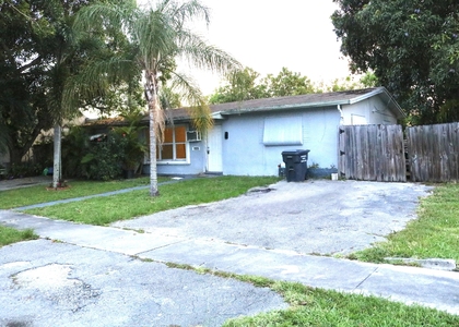 1920 N 65th Way - Photo 1