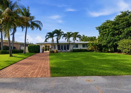 2685 Se 6th Street - Photo 1