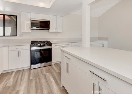 28181 Sorrento - Photo 1