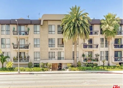 2175 S Beverly Glen Boulevard - Photo 1