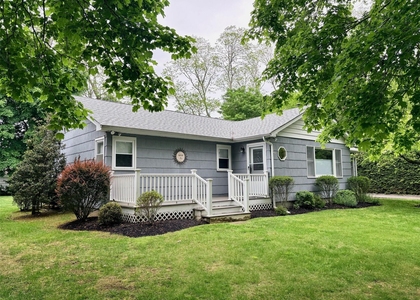 440 Longview Lane - Photo 1
