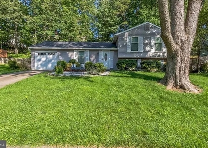 15337 Edgehill Drive - Photo 1