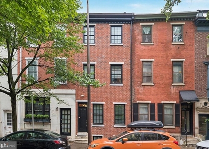 2006 Pine Street - Photo 1