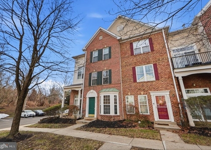 9900 Sassafras Lane - Photo 1