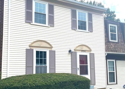15947 Dorset Road - Photo 1