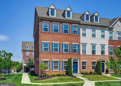 5000 John Buck Avenue - Photo 1