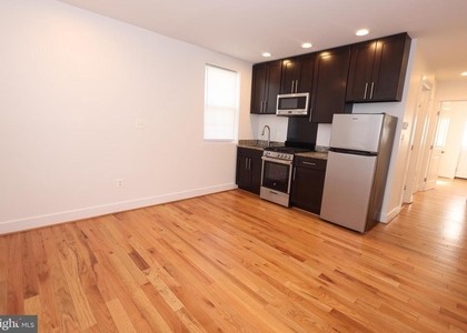 4255 Eads Street Ne - Photo 1