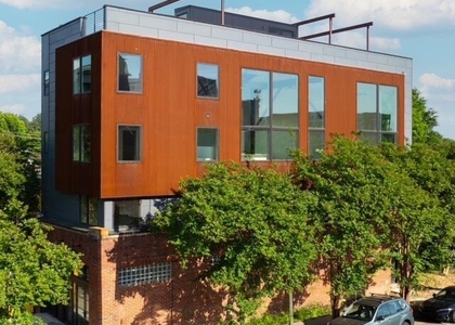 402 E Martin Street - Photo 1