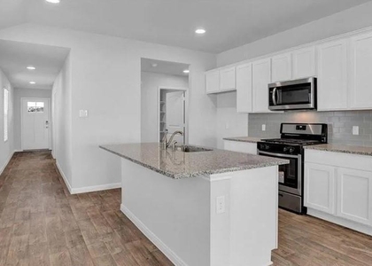 211 Hamilton Pool Ln - Photo 1
