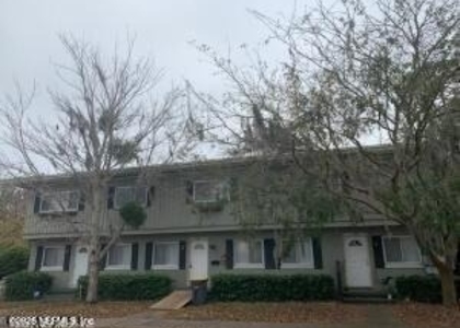 3044 Walton Street - Photo 1