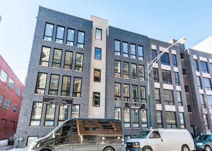 1008 N Larrabee Street - Photo 1