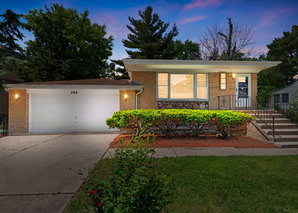 566 N Howard Avenue - Photo 1