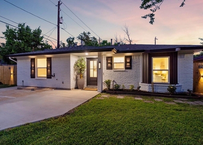 3138 Sunbeam Street - Photo 1
