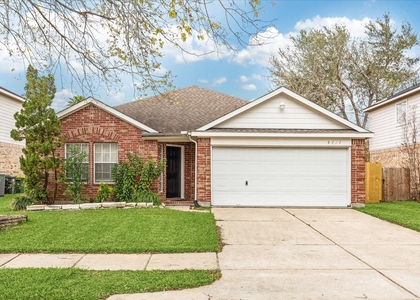 9717 Cottage Street - Photo 1