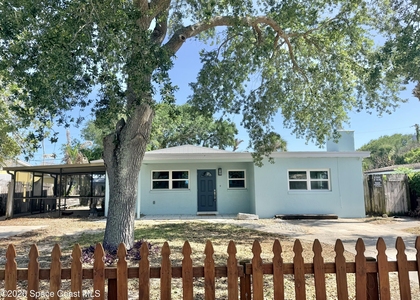 143 E Grant Avenue - Photo 1