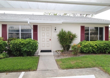 2345 Glenmore Circle - Photo 1
