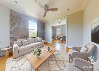 309 East 8th Street - Photo 1
